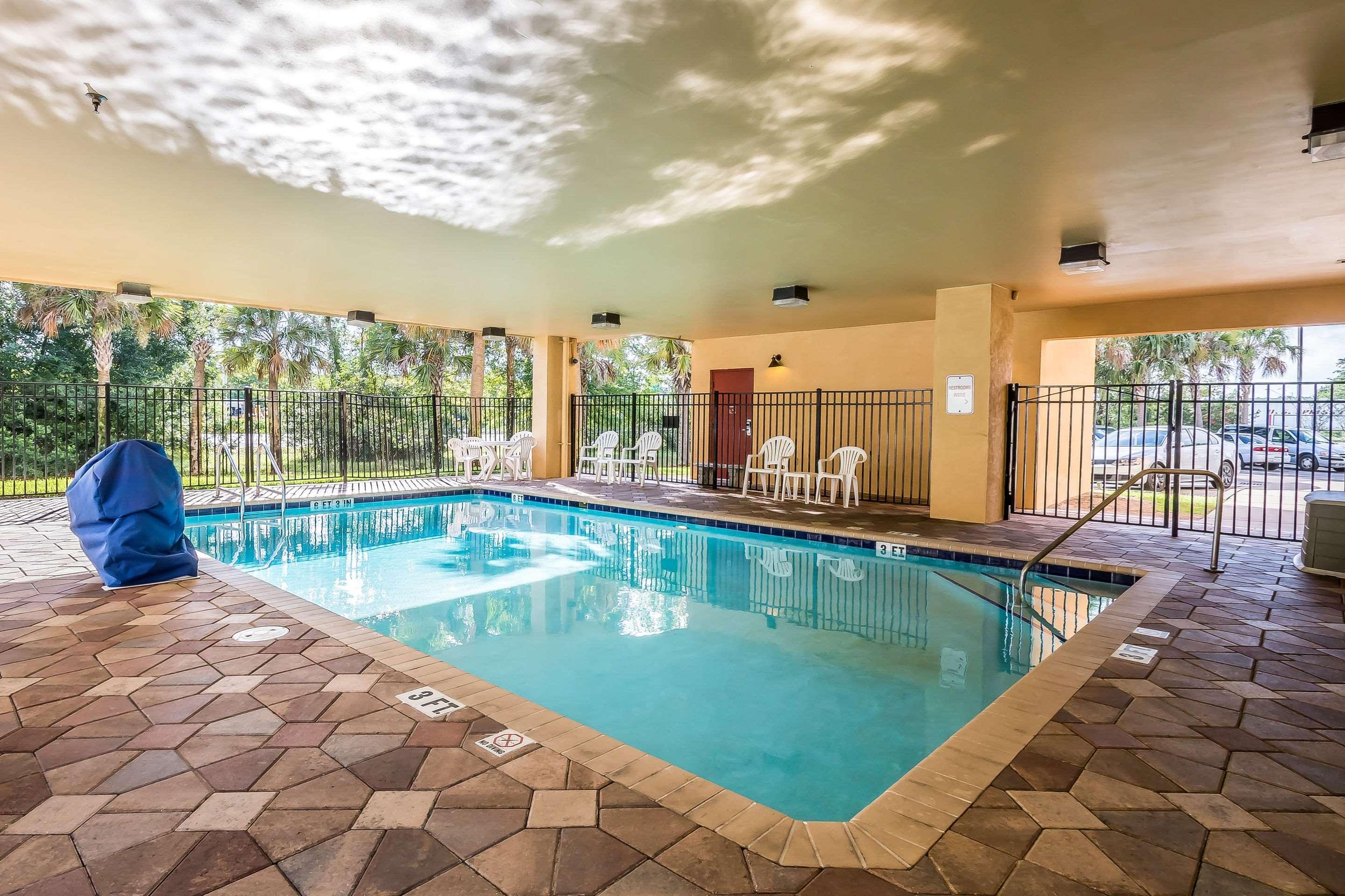 Comfort Suites West Jacksonville Ngoại thất bức ảnh