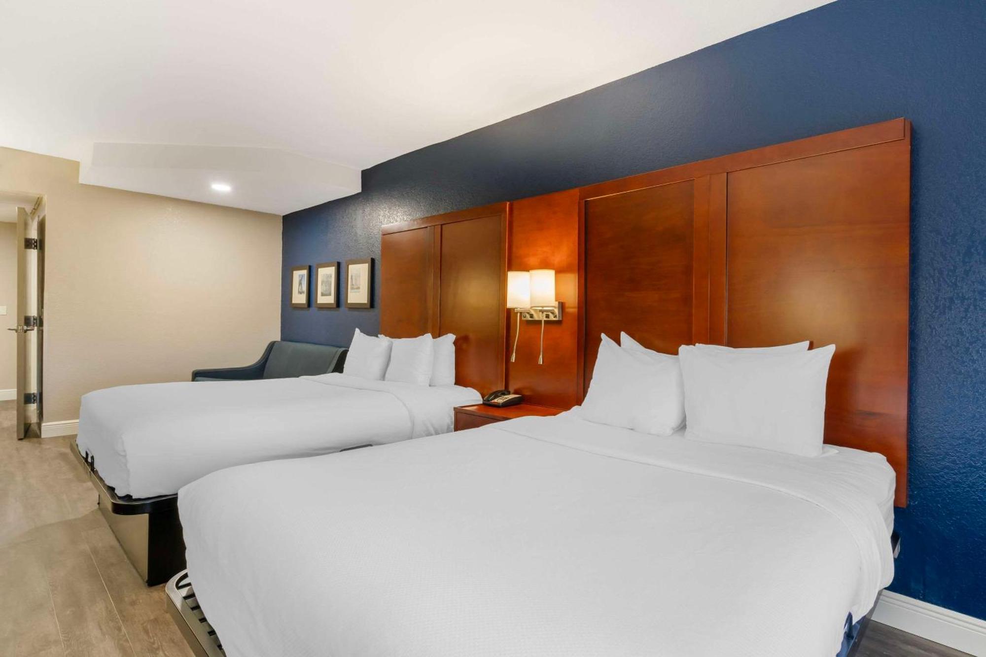 Comfort Suites West Jacksonville Ngoại thất bức ảnh